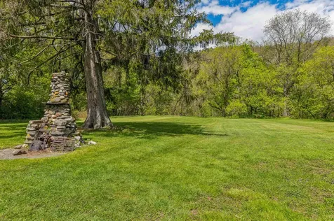 337 S. Windsor Street Royalton VT 05068