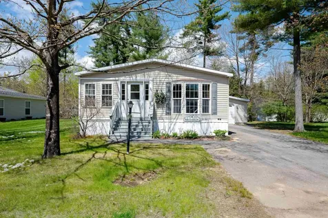 28 Watercress Drive Rochester NH 03868