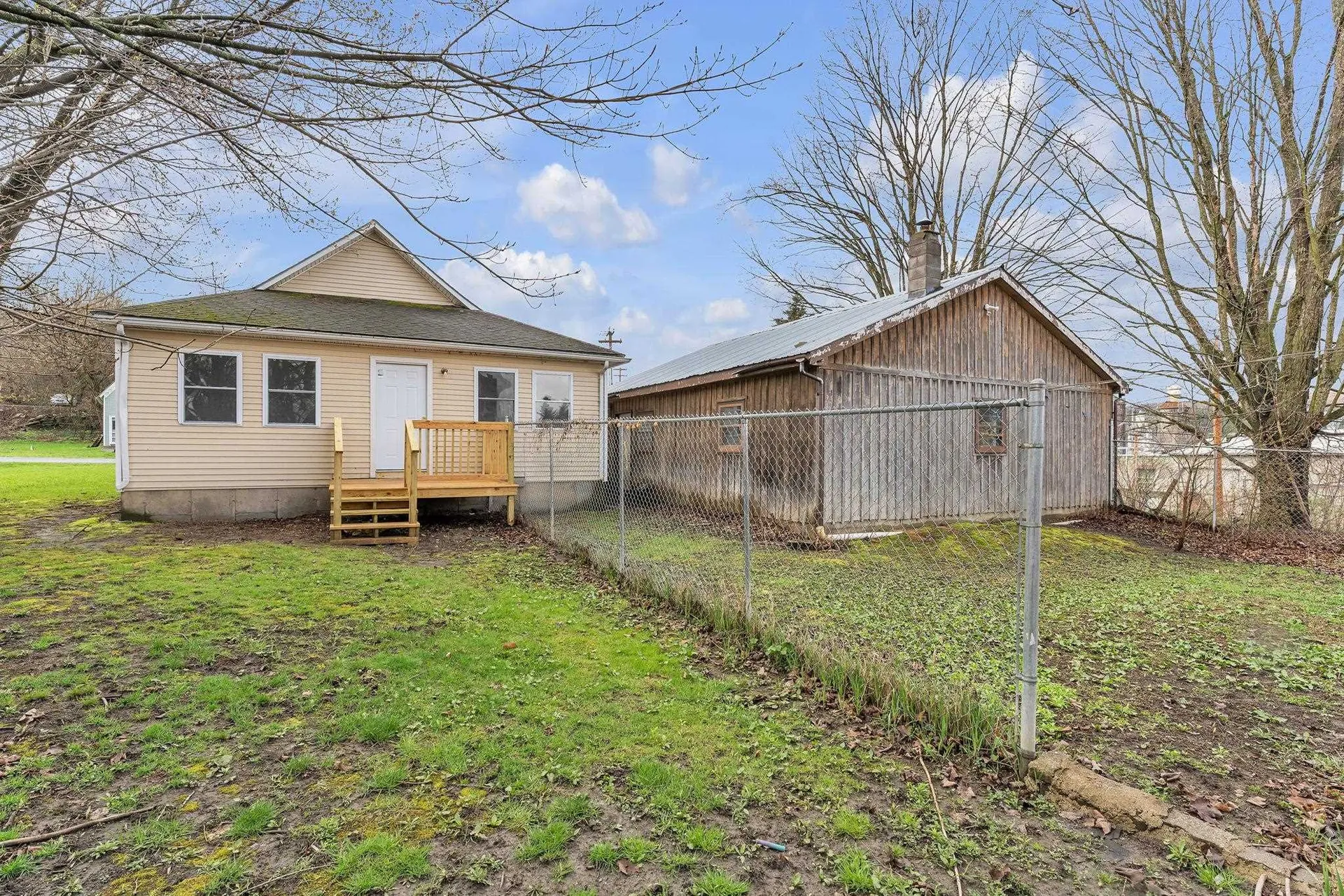 4 South Street Orleans VT 05860