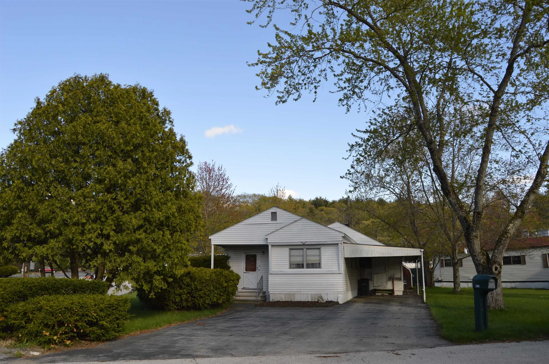1 Atlas Avenue Hooksett NH 03106