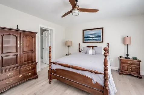 29 Pickens Avenue Seabrook NH 03874