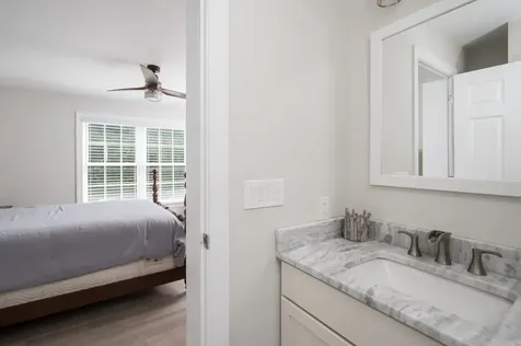 29 Pickens Avenue Seabrook NH 03874