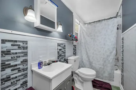 141 Union Avenue Laconia NH 03246