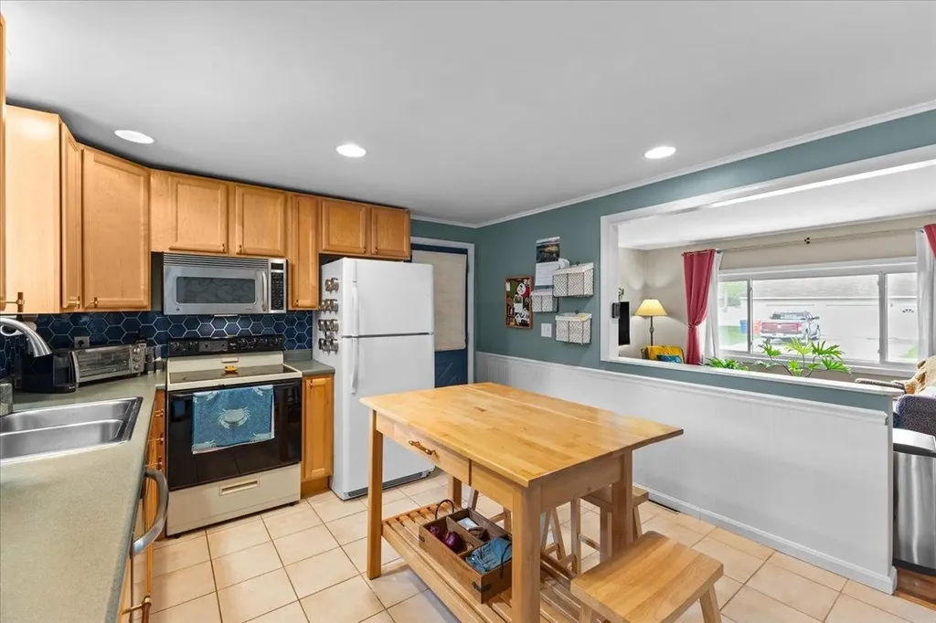 8 Bellevue Street Winooski VT 05404