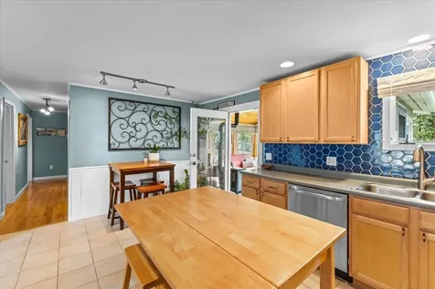 8 Bellevue Street Winooski VT 05404
