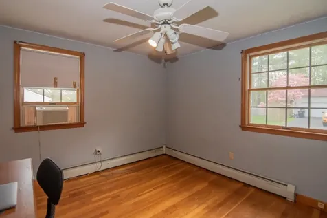 14 Henry Street Salem NH 03079