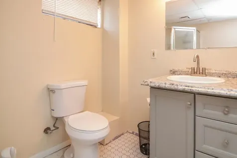 14 Henry Street Salem NH 03079