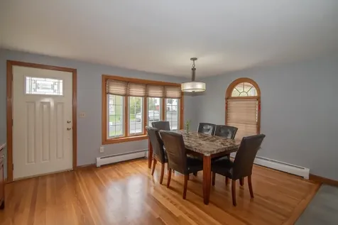 14 Henry Street Salem NH 03079