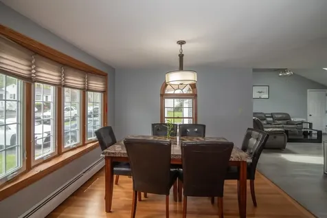 14 Henry Street Salem NH 03079