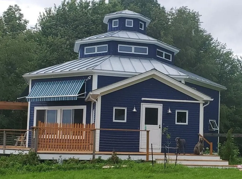 190 Bolander Road Bradford VT 05033