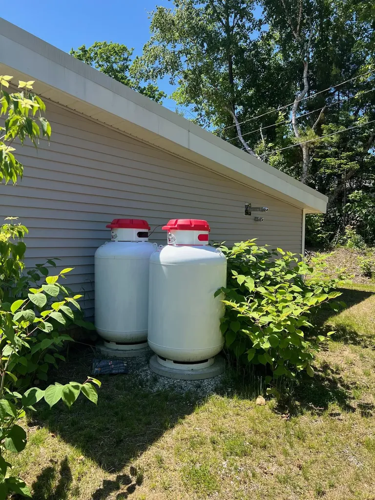 277 Pleasant Street Epping NH 03042