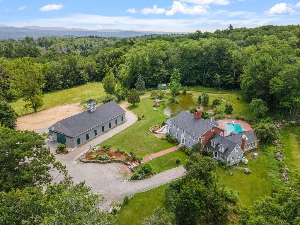 359 Hunkins Pond Road Sanbornton NH 03269