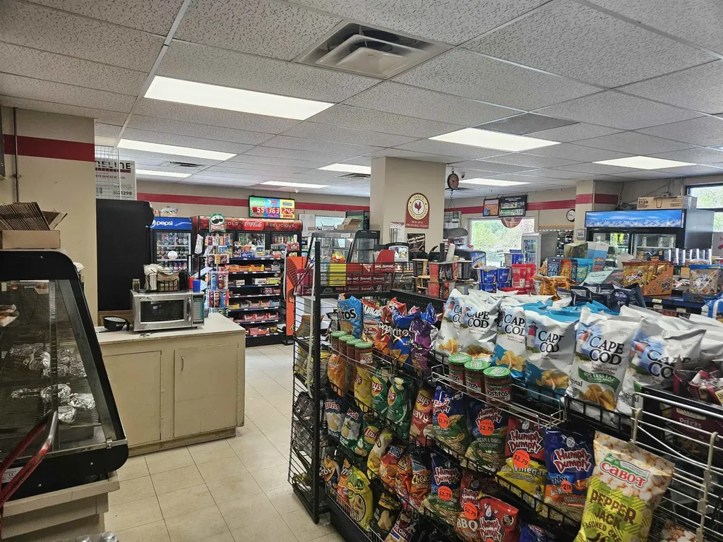 1477 Maple Street Hartford VT 05001