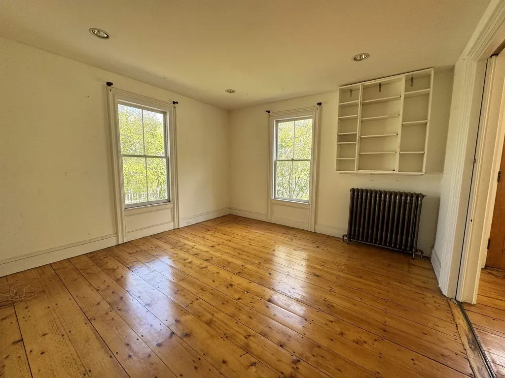 23 North Street Bristol VT 05443