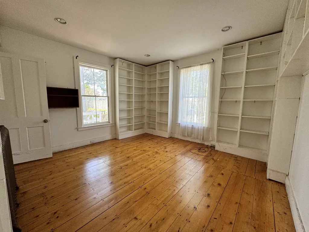 23 North Street Bristol VT 05443