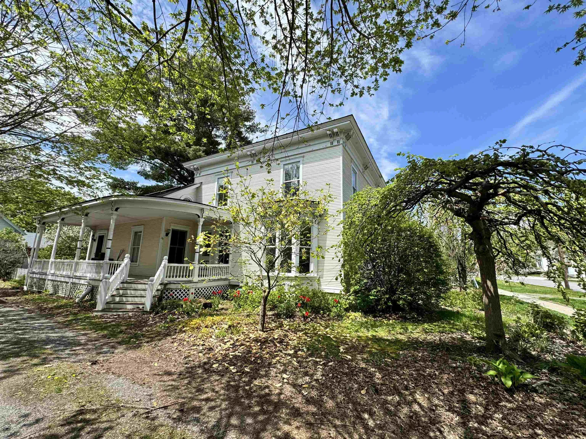 23 North Street Bristol VT 05443