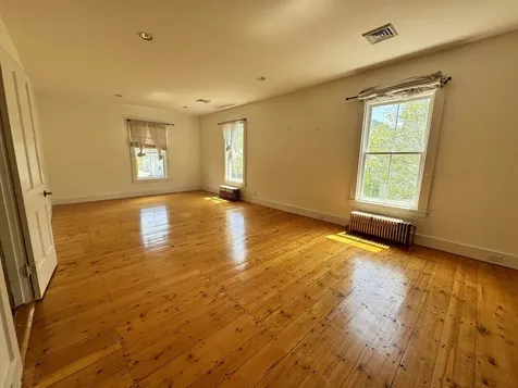 23 North Street Bristol VT 05443