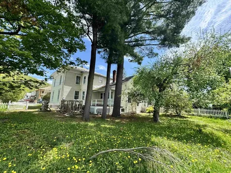 23 North Street Bristol VT 05443