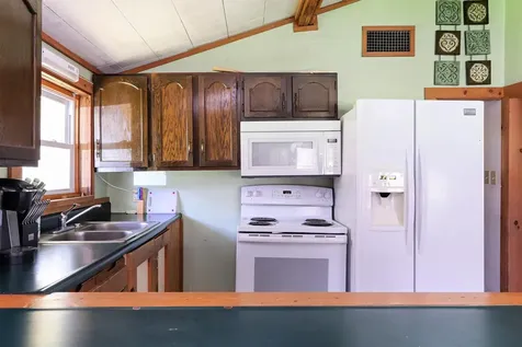 3681 Mcdowell Road Danville VT 05828