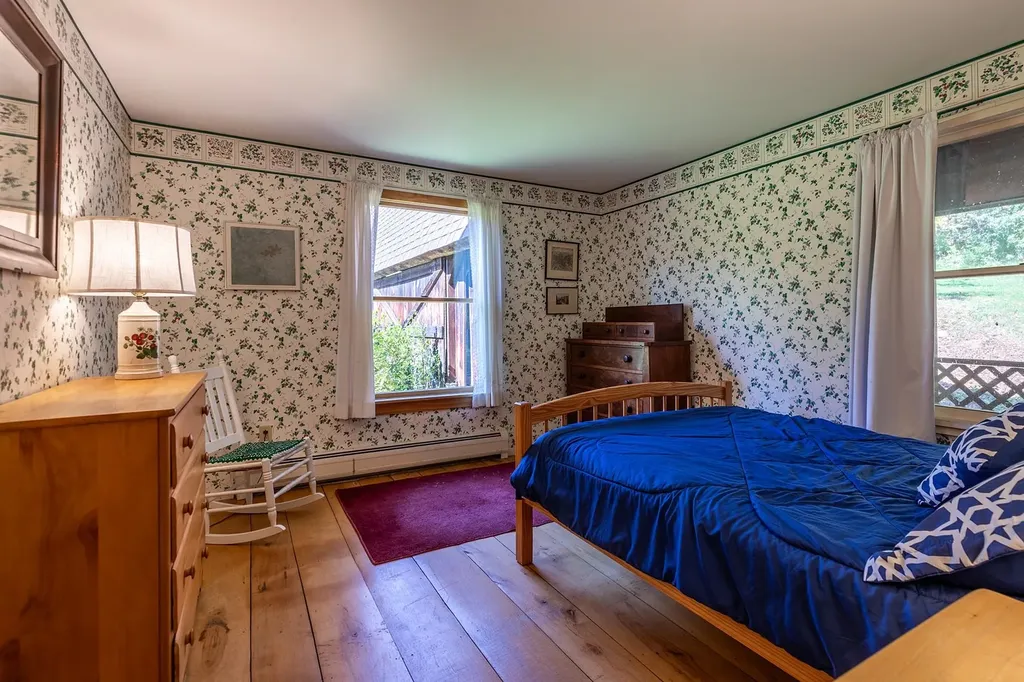 898 Clay Road Pomfret VT 05001