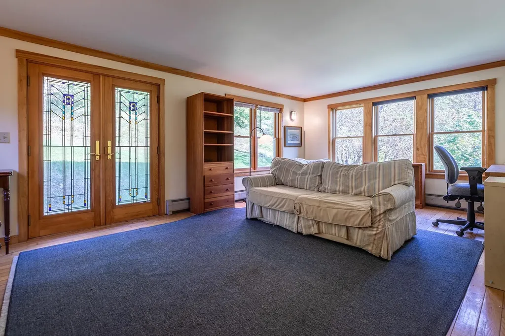 898 Clay Road Pomfret VT 05001