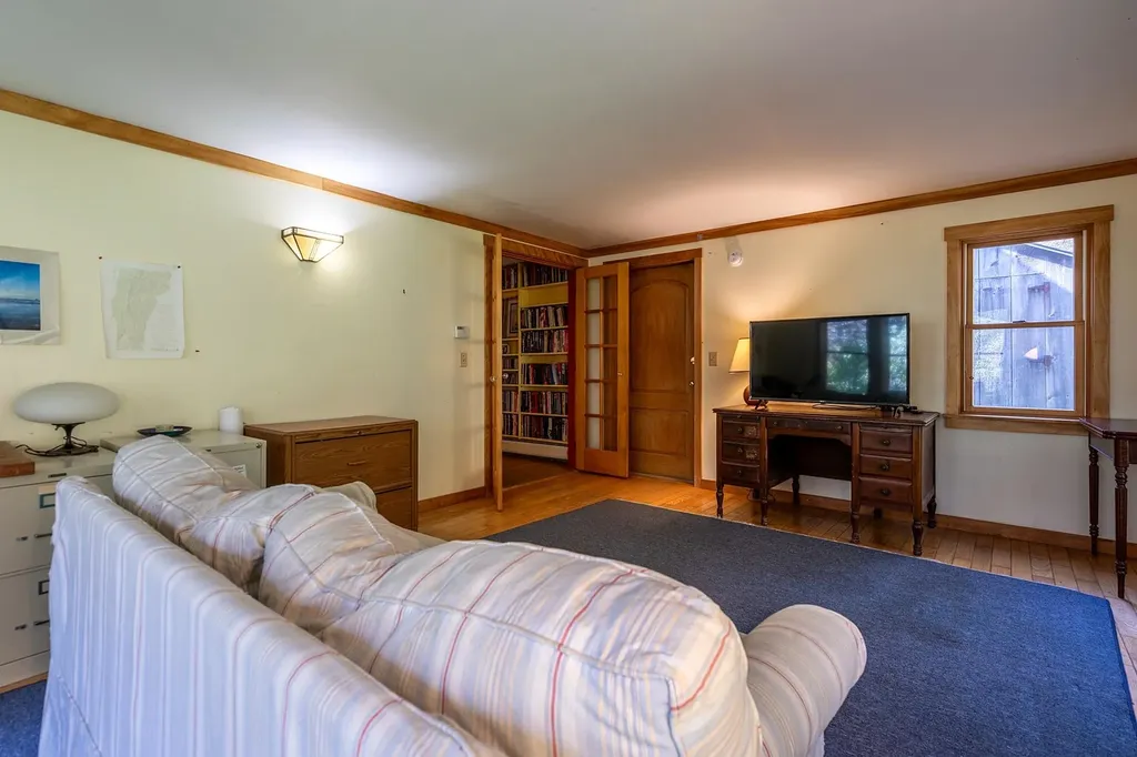 898 Clay Road Pomfret VT 05001