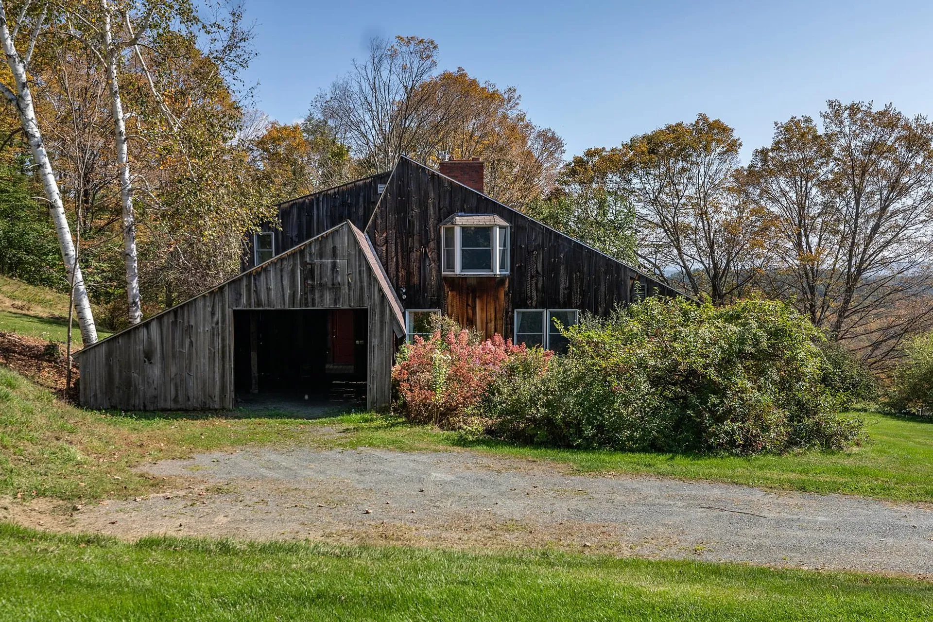 898 Clay Road Pomfret VT 05001