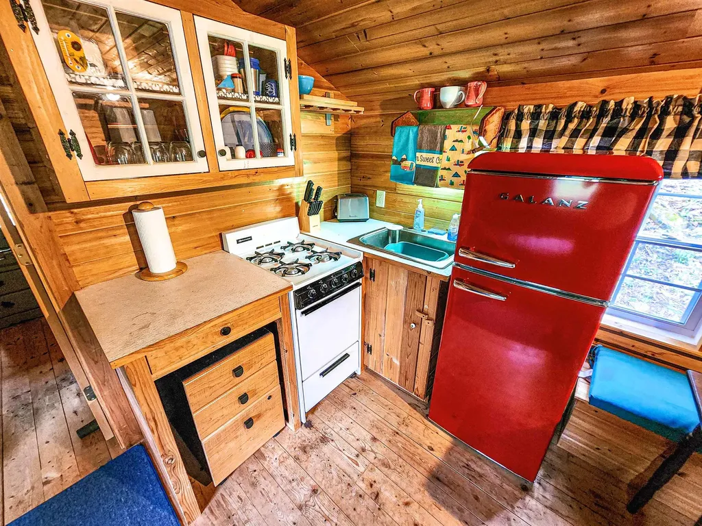 174 Shirley Circle Townshend VT 05353