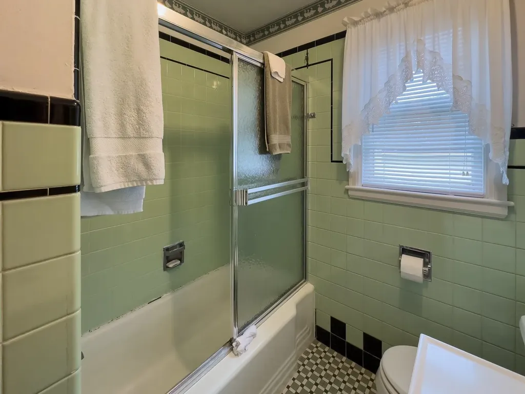 18 Brandywine Street Burlington VT 05408