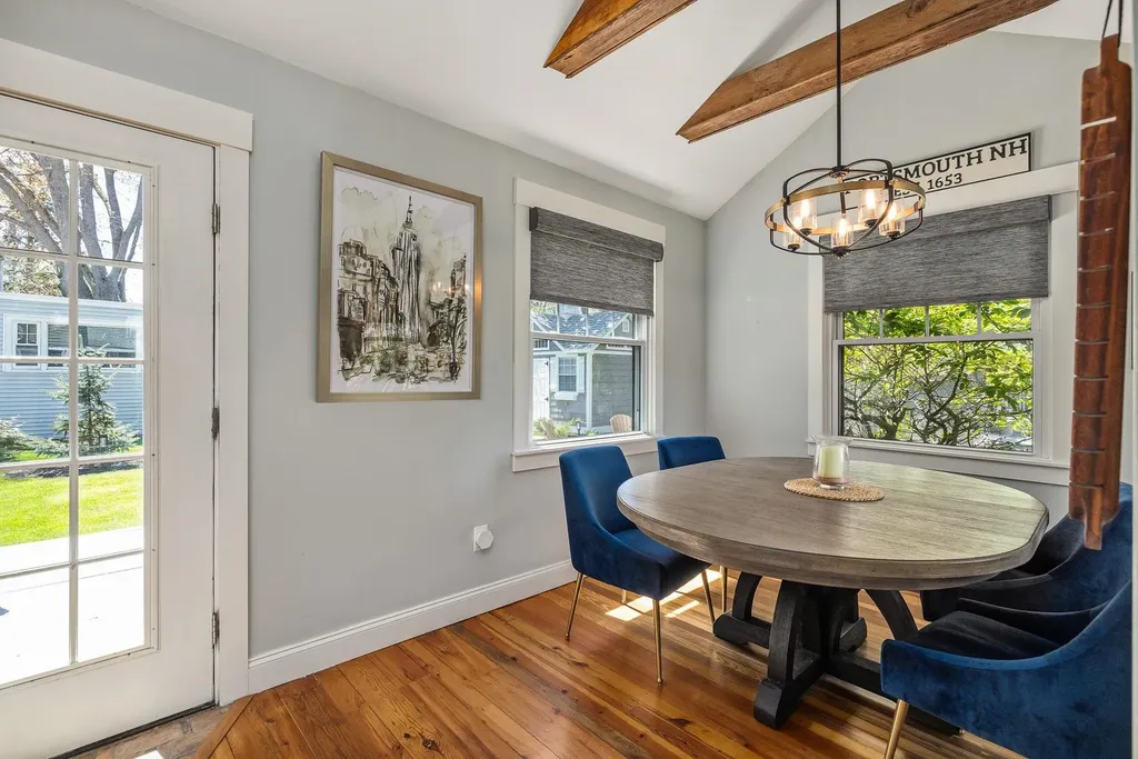 33 Riverview Road New Castle NH 03854