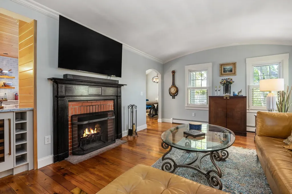 33 Riverview Road New Castle NH 03854