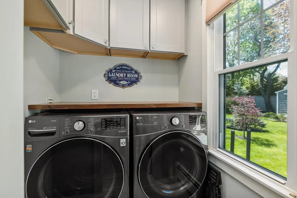 33 Riverview Road New Castle NH 03854