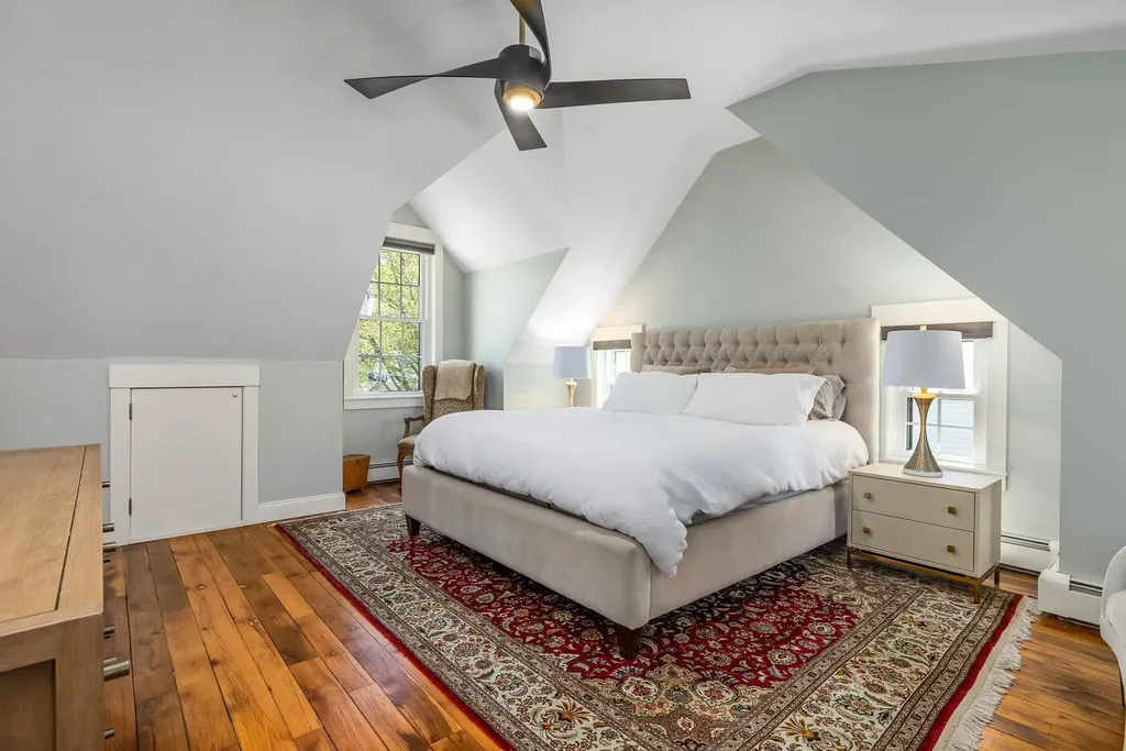 33 Riverview Road New Castle NH 03854