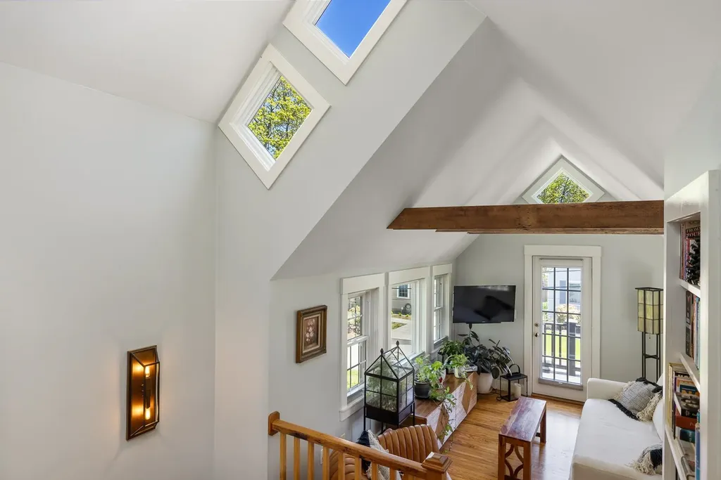 33 Riverview Road New Castle NH 03854