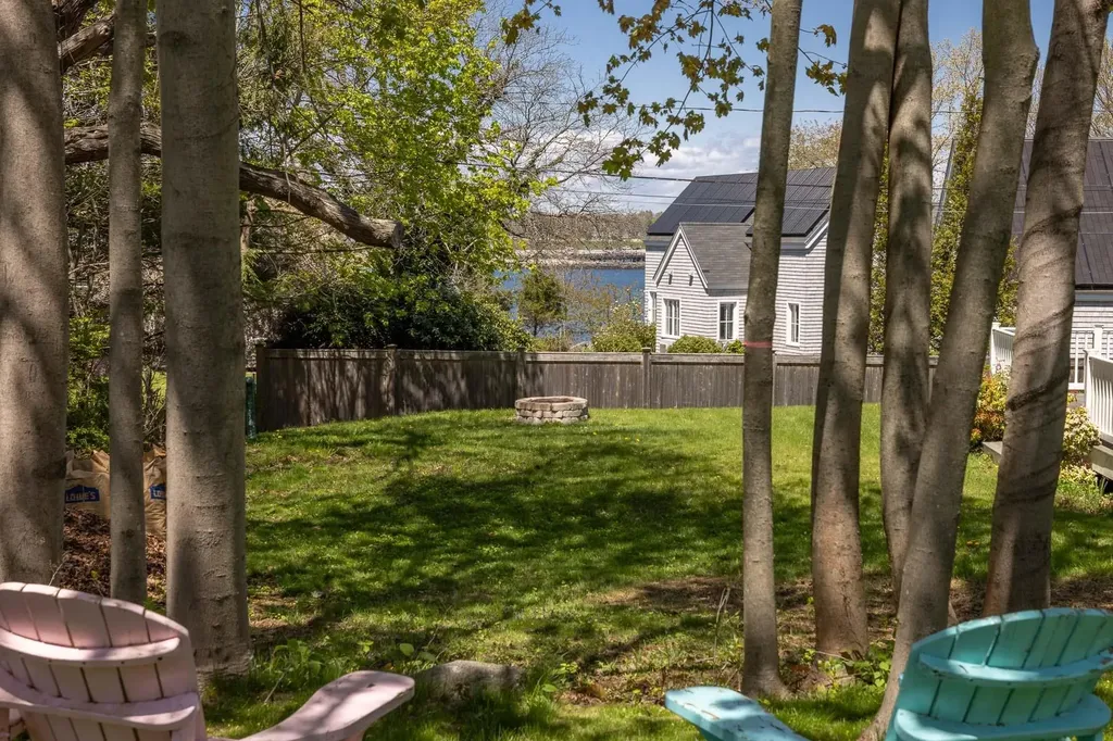 33 Riverview Road New Castle NH 03854