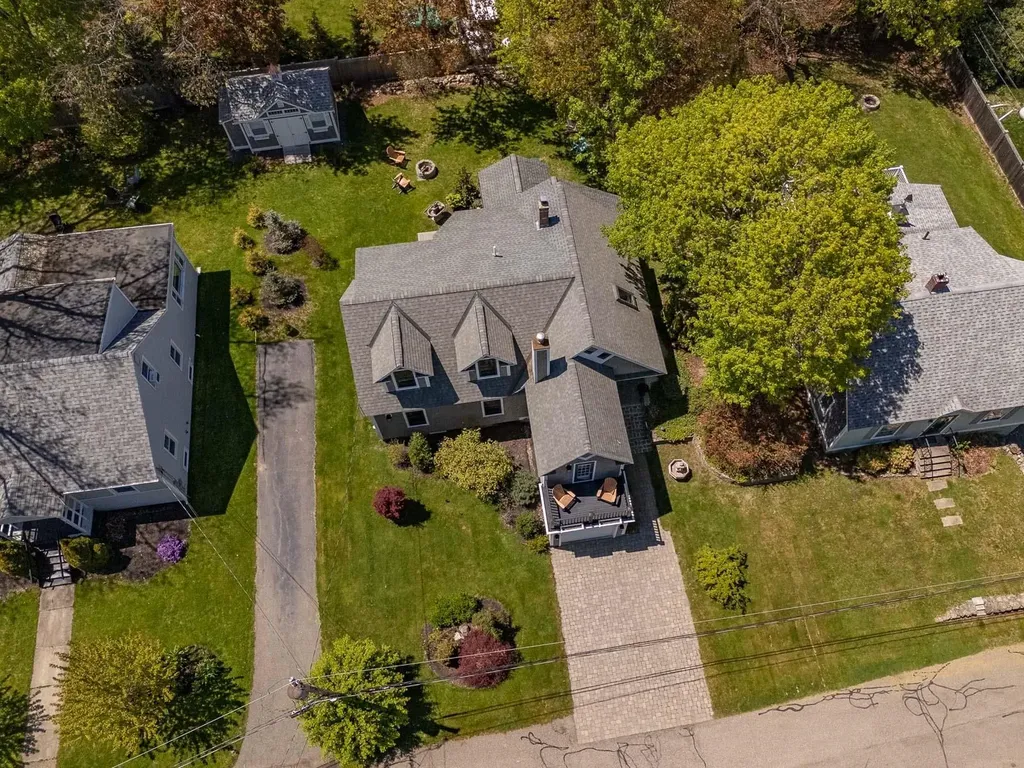 33 Riverview Road New Castle NH 03854