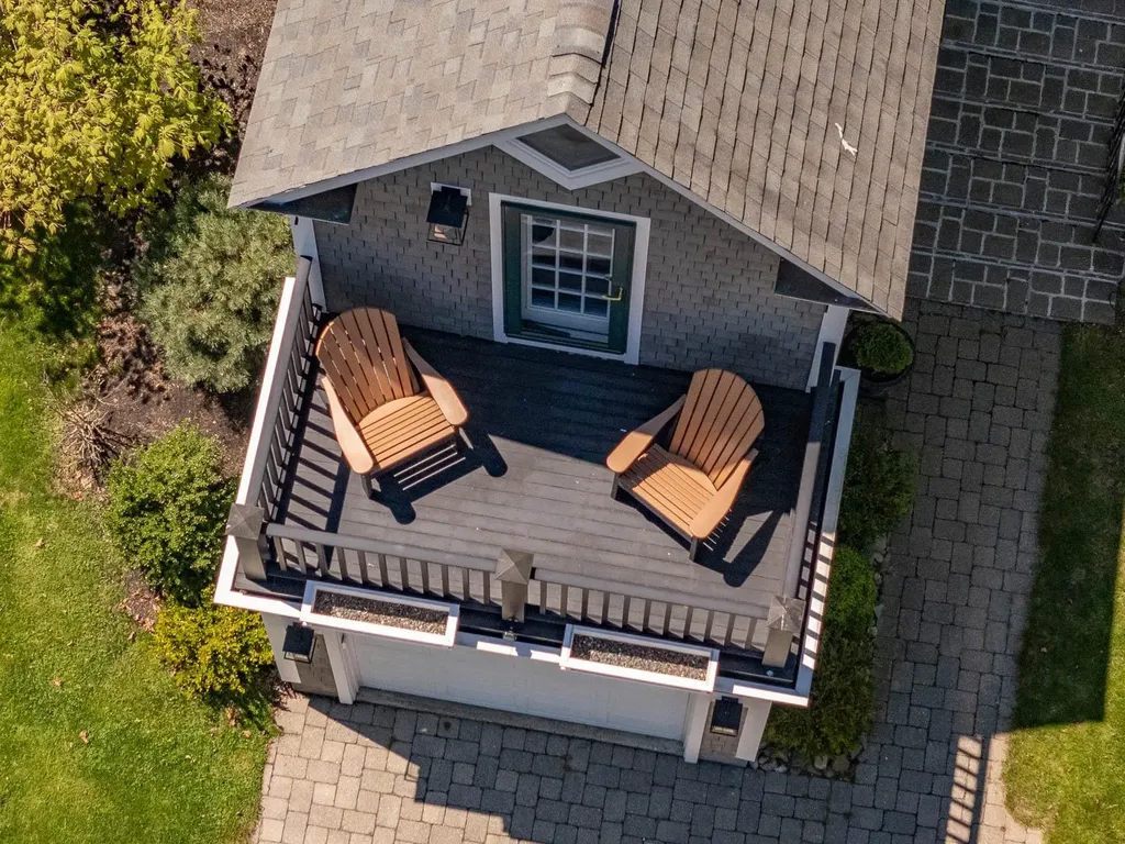 33 Riverview Road New Castle NH 03854