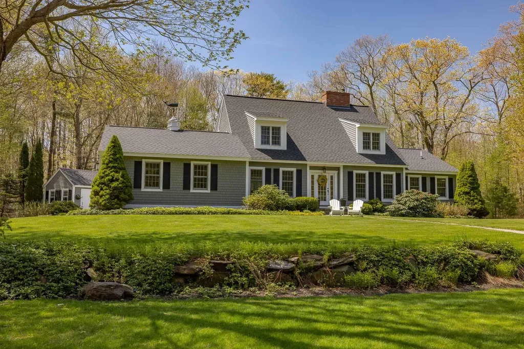 651 Brackett Road Rye NH 03870