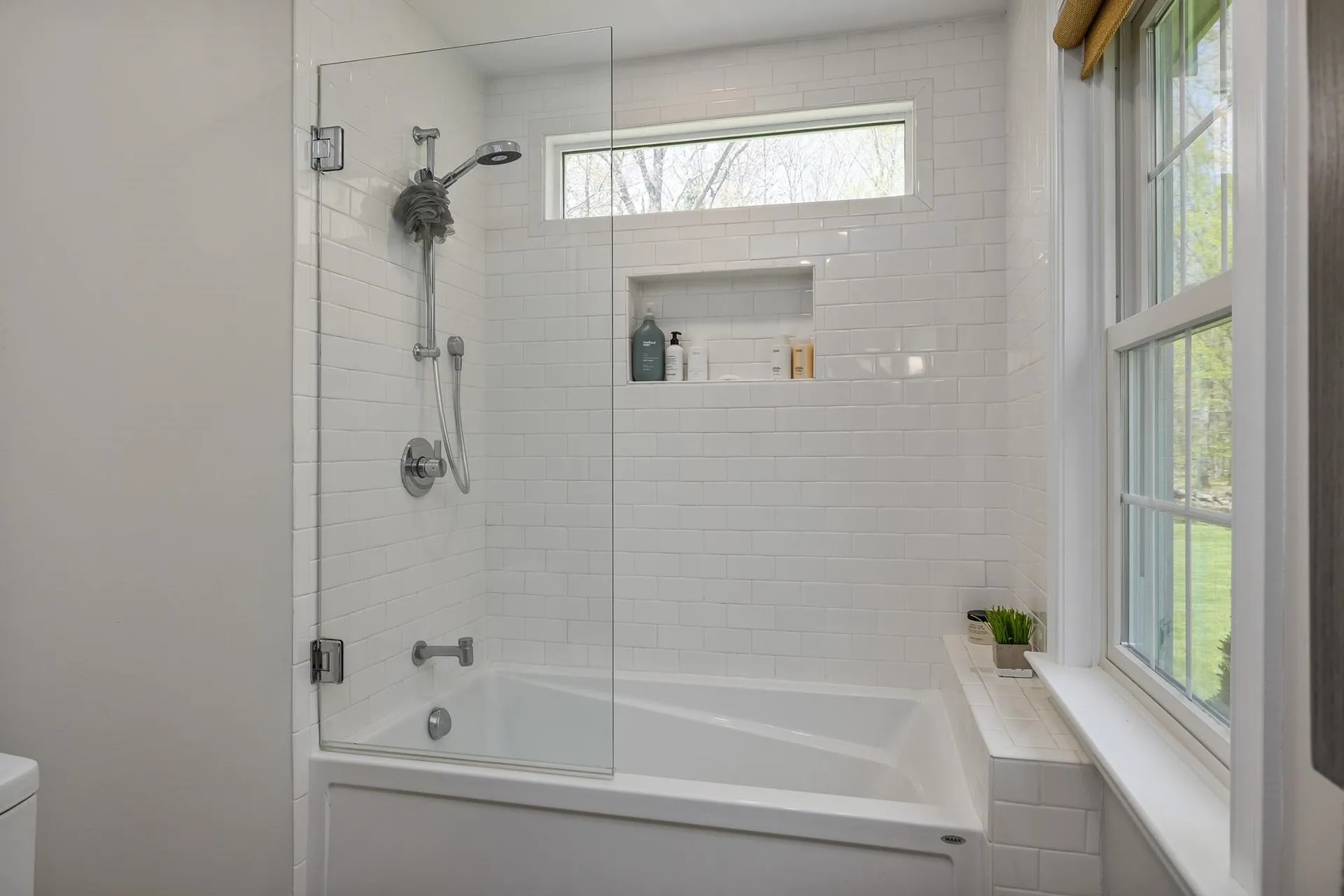 651 Brackett Road Rye NH 03870