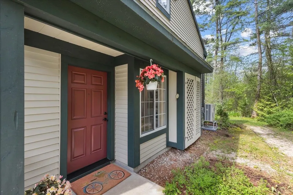 22 Lake Forest Drive Burlington VT 05401