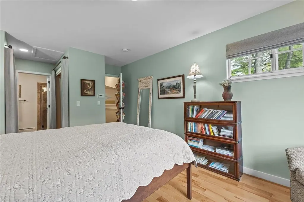 22 Lake Forest Drive Burlington VT 05401