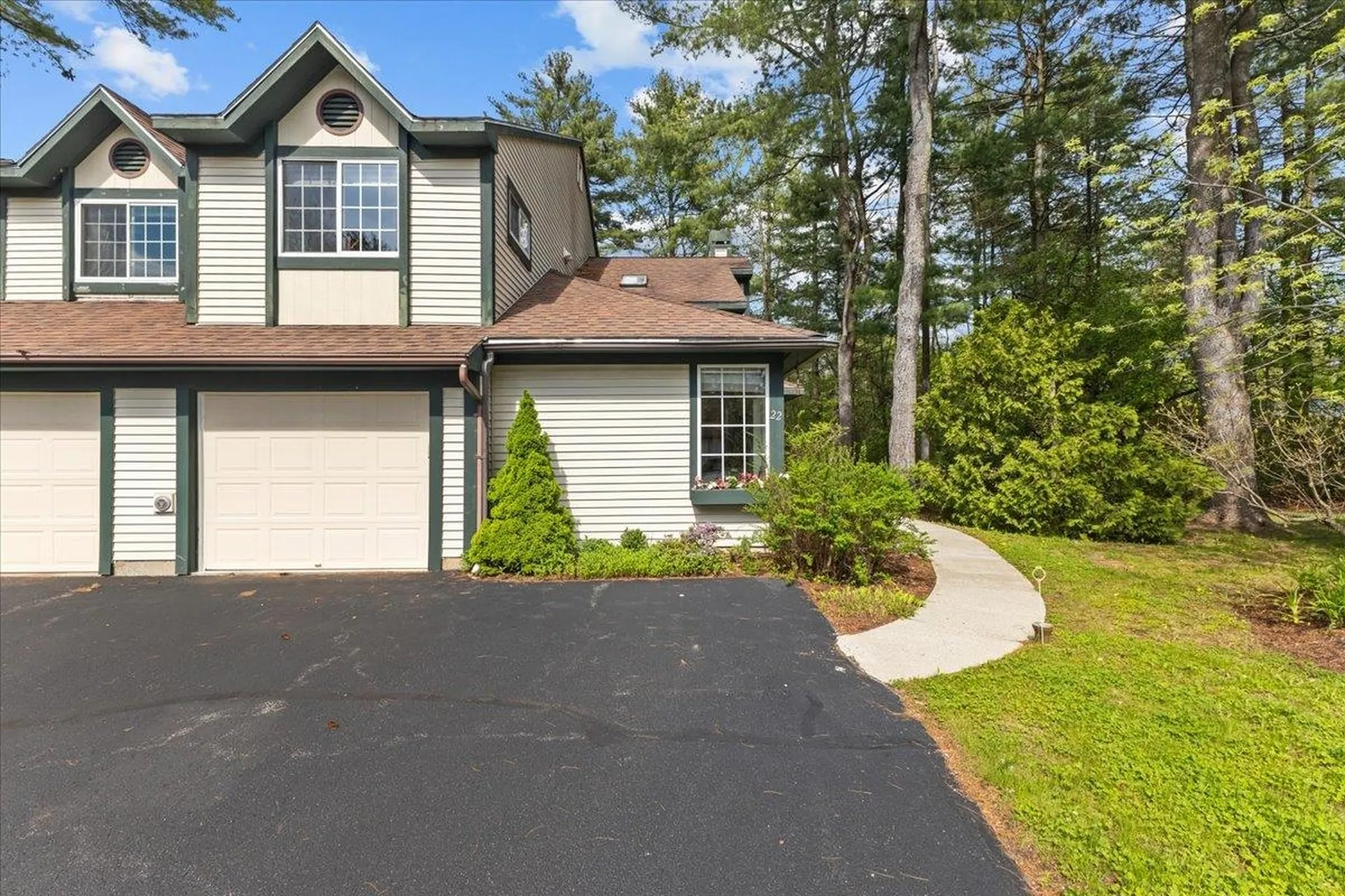 22 Lake Forest Drive Burlington VT 05401