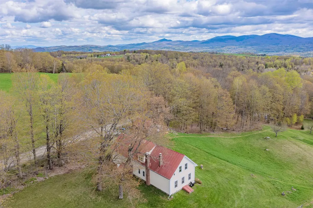 663 Hyland Hill Washington VT 05675