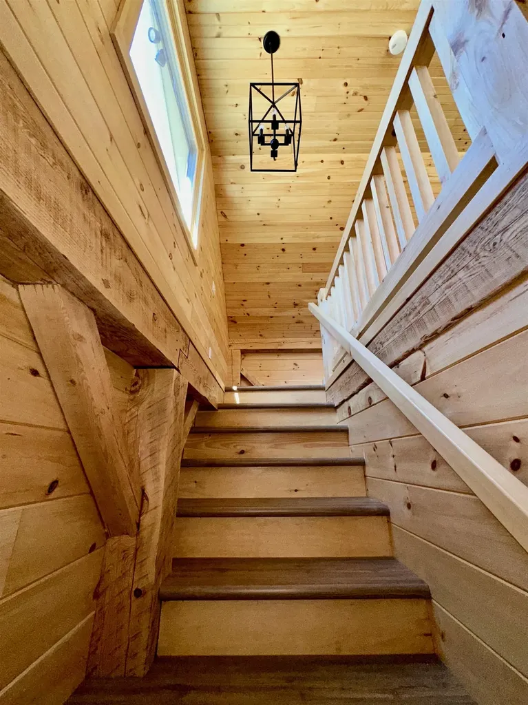 42 Mountain Road Middletown Springs VT 05757