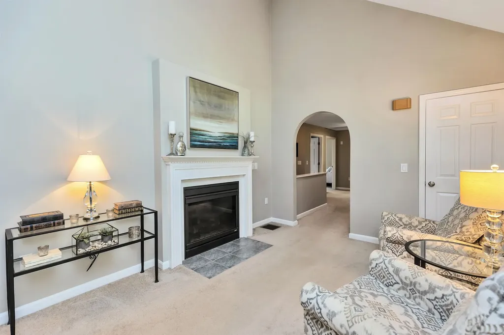 4 Barker Road Windham NH 03087