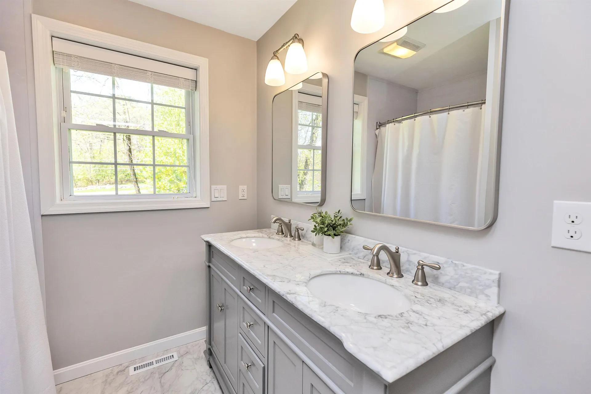 4 Barker Road Windham NH 03087
