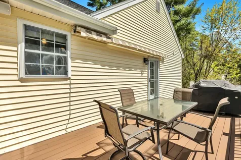 4 Barker Road Windham NH 03087