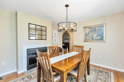 4 Barker Road Windham NH 03087
