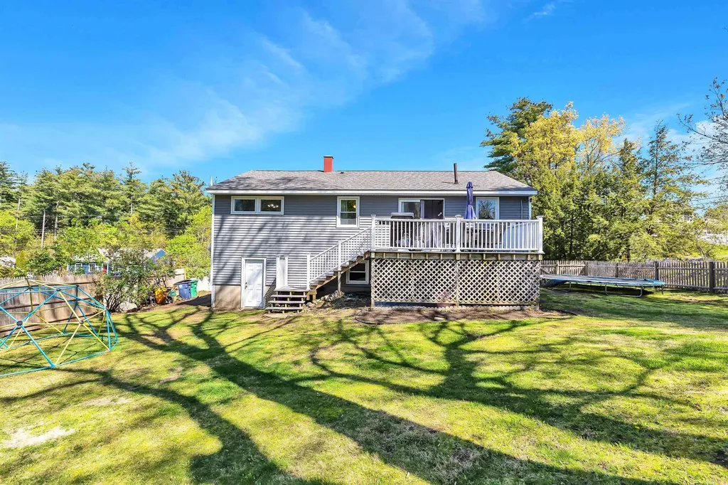 71 Cox Street Nashua NH 03064