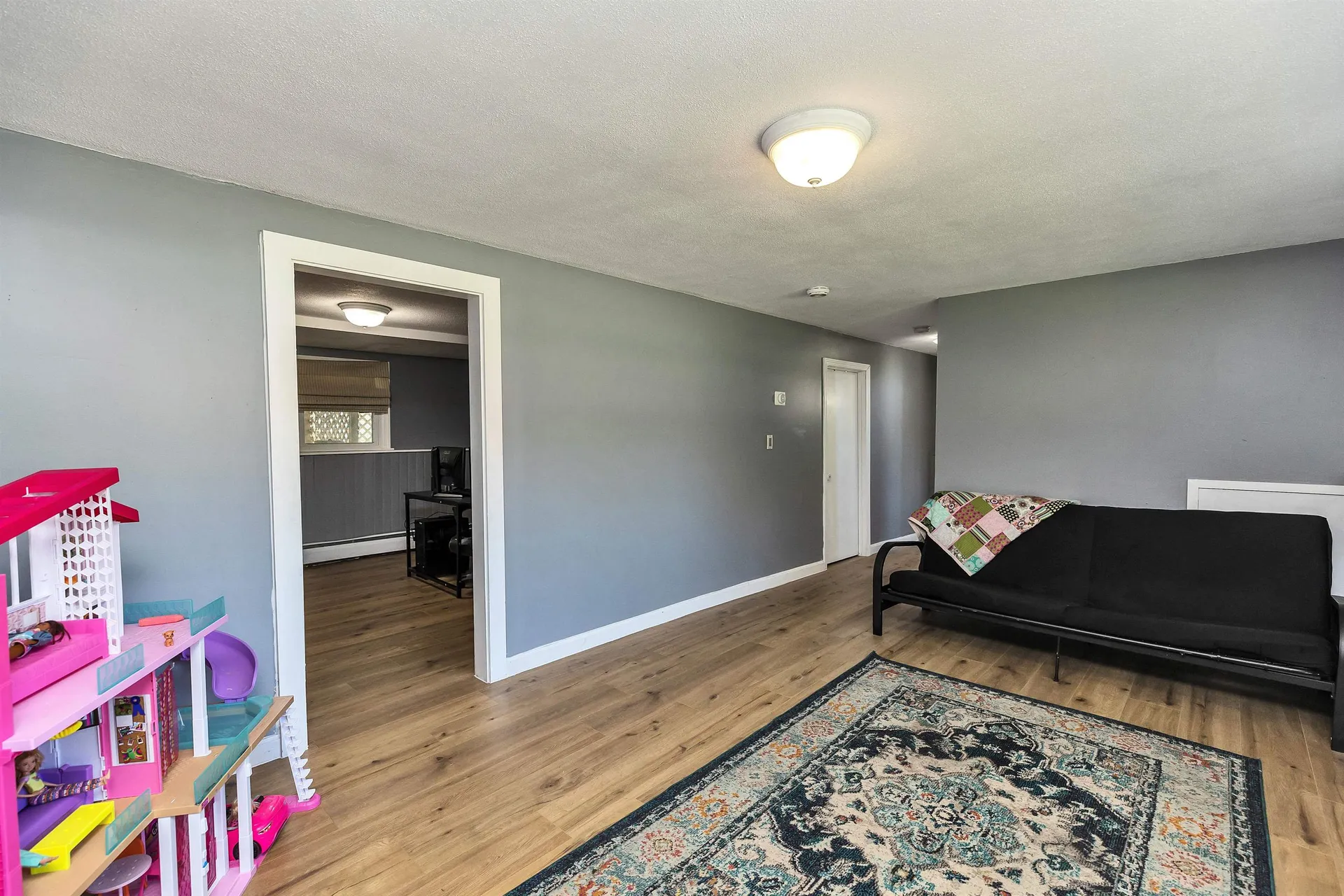 71 Cox Street Nashua NH 03064
